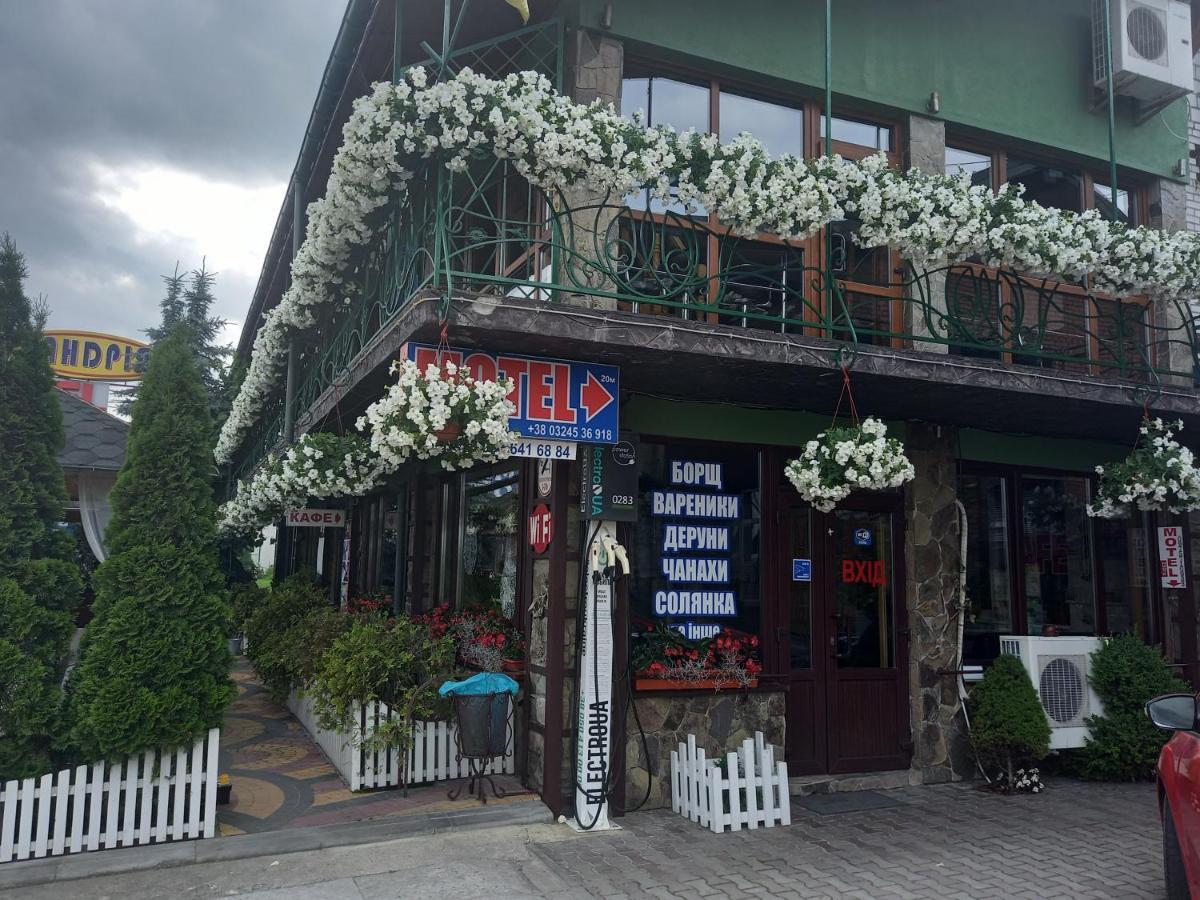 Dalim Hotel Duliby Екстериор снимка